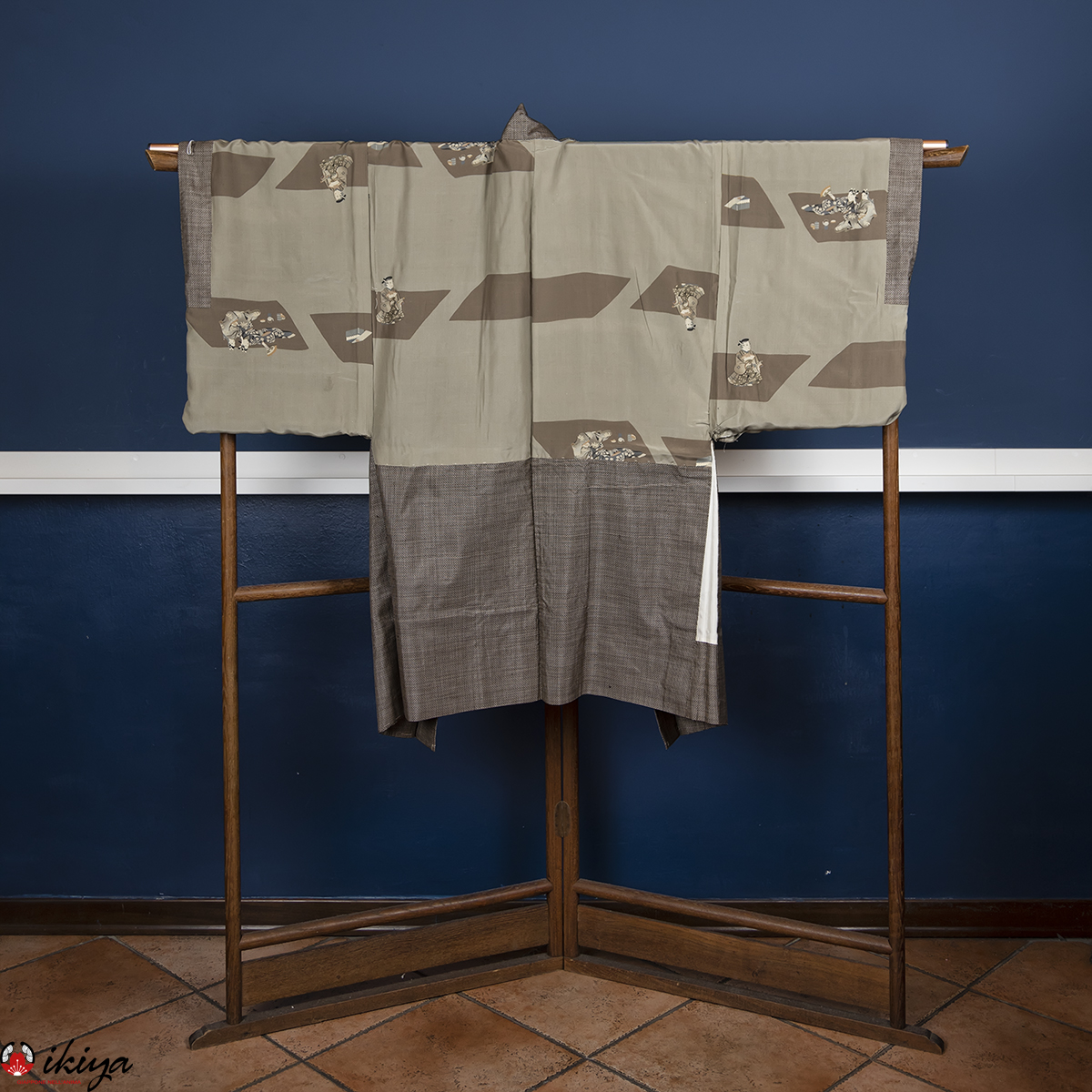 Haori da uomo marrone/grigio con samurai